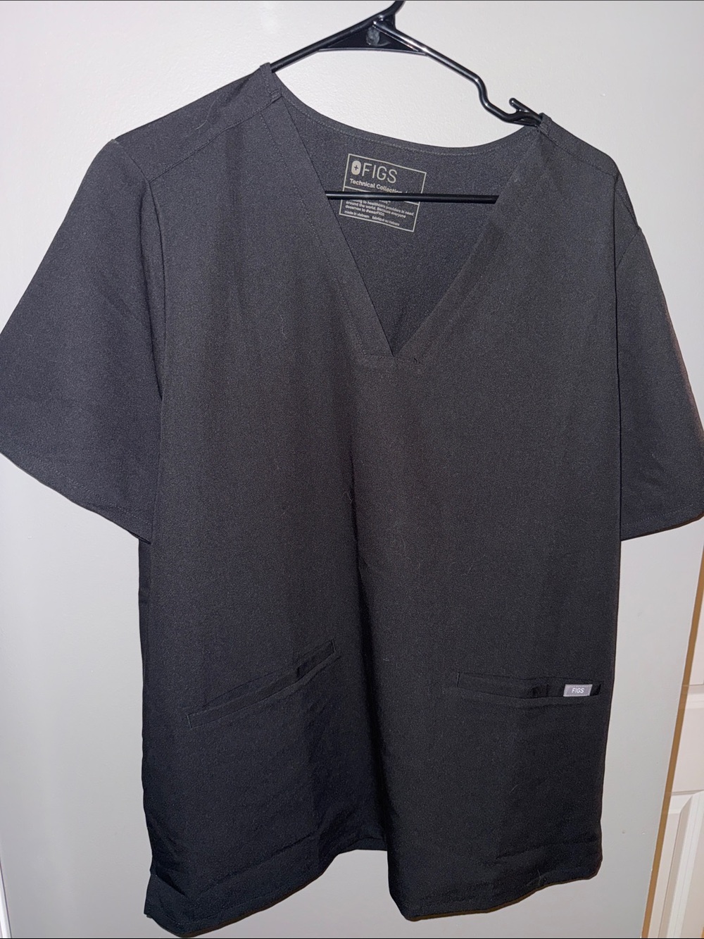 FIGS Black V-Neck Grooming Scrub Top